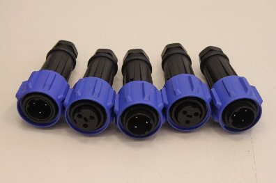 天正恒业携手 Bulgin，为您提供可靠的防水连接器解决方案